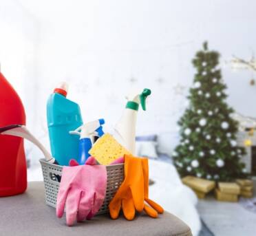 Cleaning Suppies to Prevent Winter Slipping at the Office