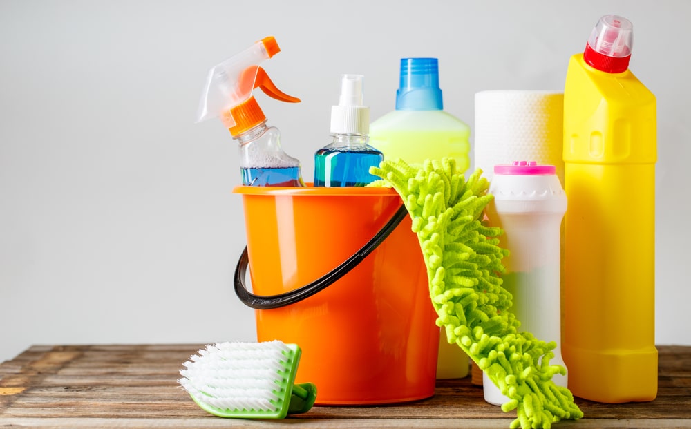 Commercial cleaning deals supplies wholesale