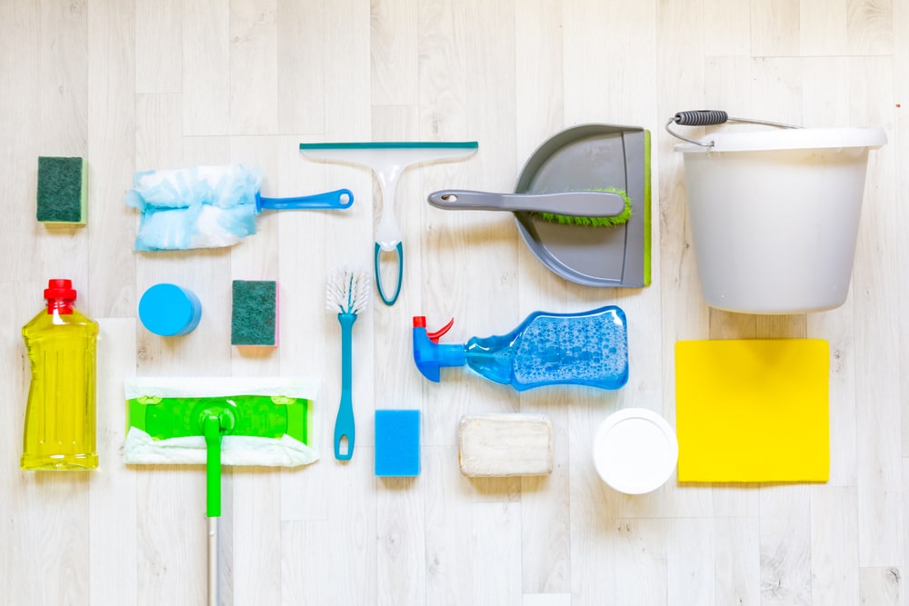 Effective cleaning materials and supplies for commercial use 1