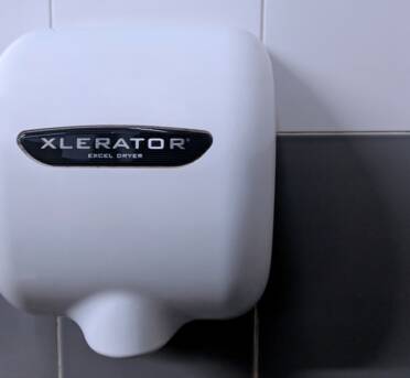 Xlerator Hand Dryers In Healthcare