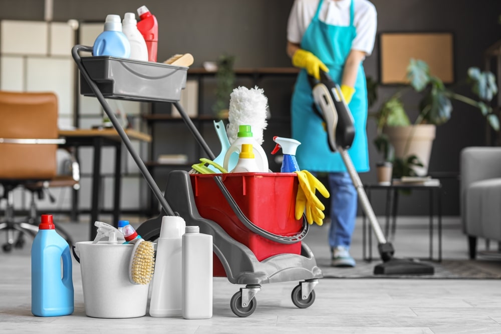 7 Essential Janitorial Cleaning Supplies for Offices Clean Spot
