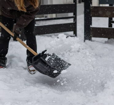 Snow Shovels vs. Snow Pushers